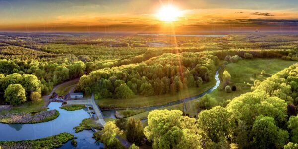 Bärwalde - Das blaue Band der Spree in der Abendsonne