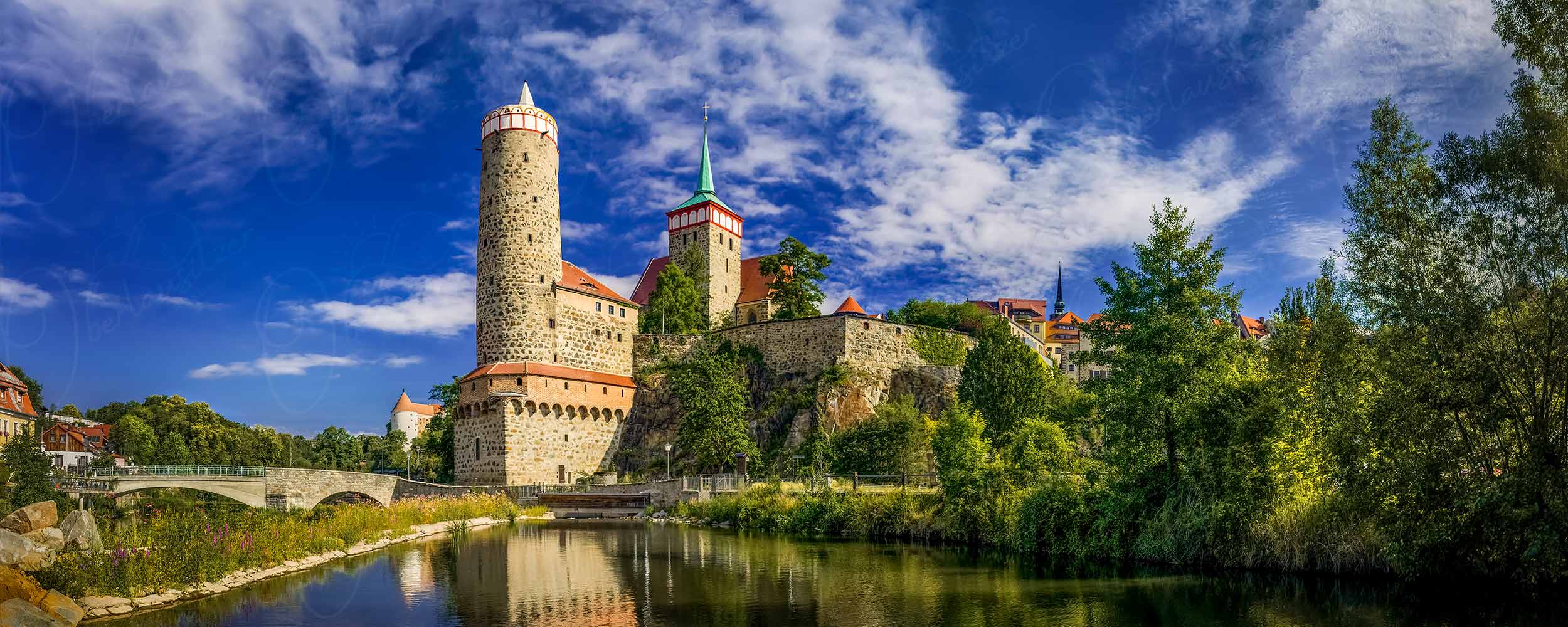Bautzen - Die alte Wasserkunst thront über der Spree