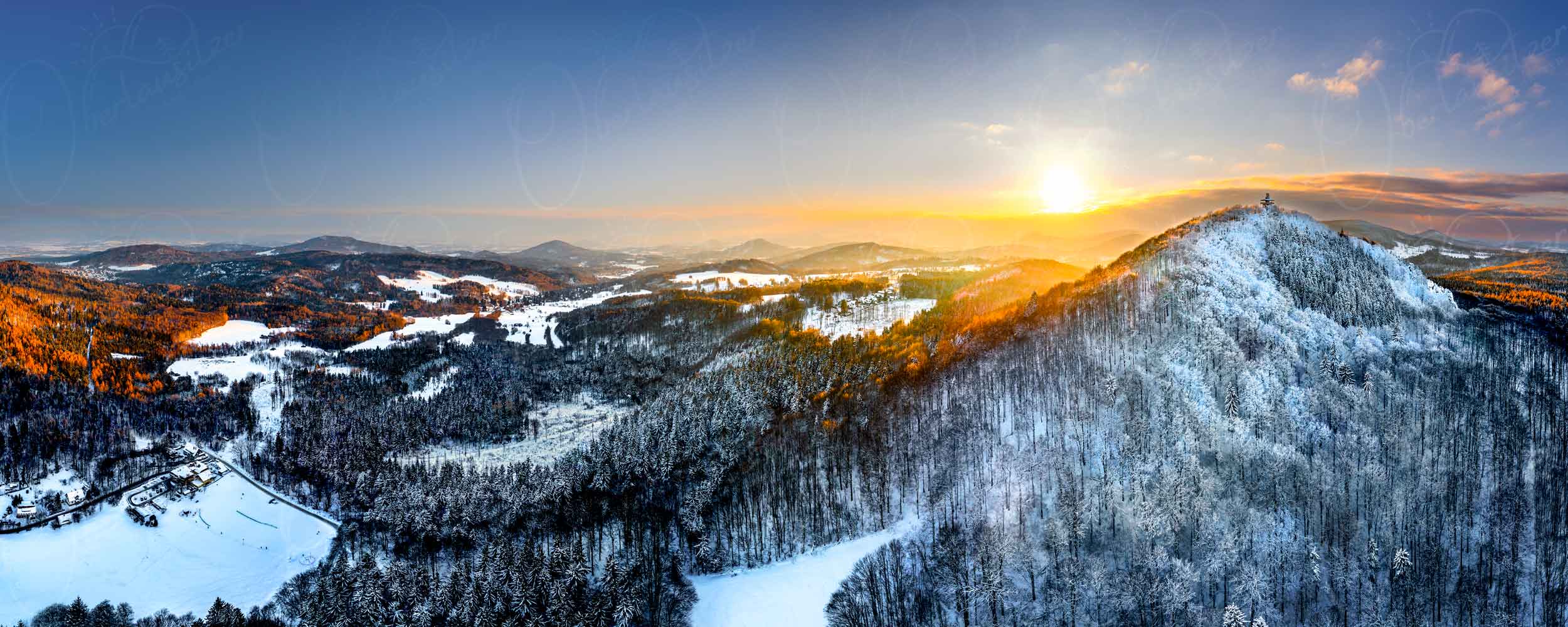 Waltersdorf – Die Lausche im warmen Licht der abendlichen Wintersonne